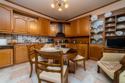 Apartment 140 M² in Nea Peramos