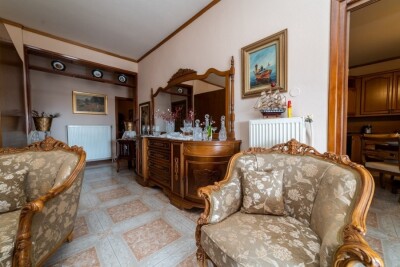 Apartment 140 M² in Nea Peramos